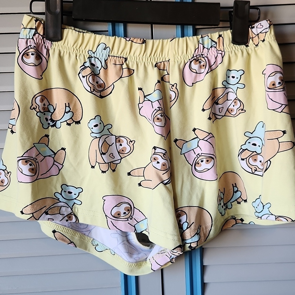 Weekend Edition Women's Sloth Pajama Set - Picture 7 of 10